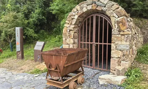 宜兴紫砂壶黄龙山