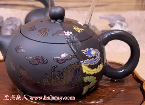 遇热水会变色的紫砂壶