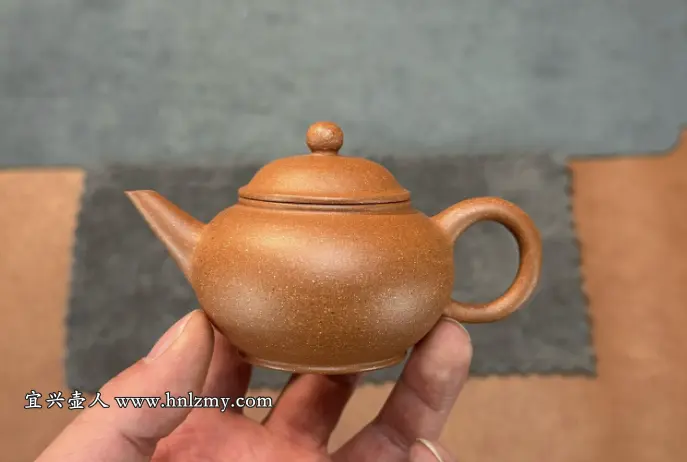 100cc的小紫砂壶