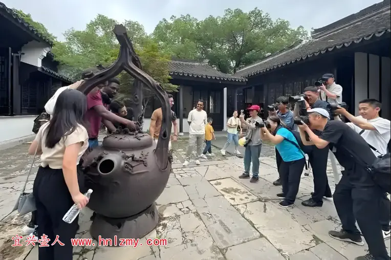 宜兴紫砂最为出名