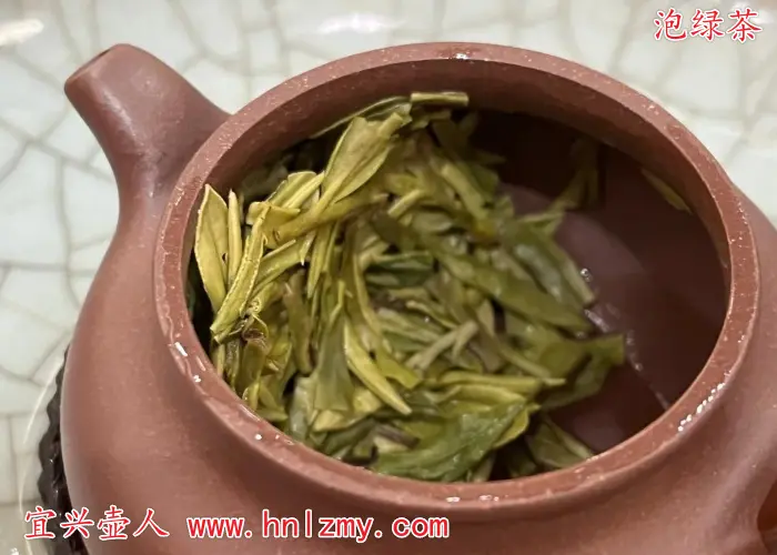 绿茶用紫砂壶泡好吗？有哪些注意事项