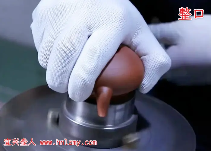 紫砂壶整口的作用及整口痕迹去除方法