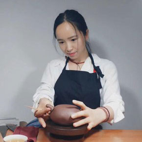周懋个人照片