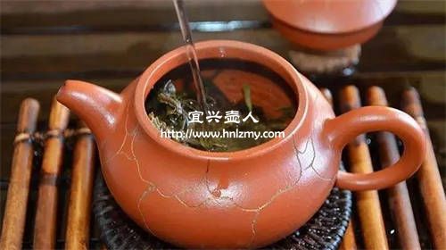 紫砂茶壶要泡多久才能泡出茶泥