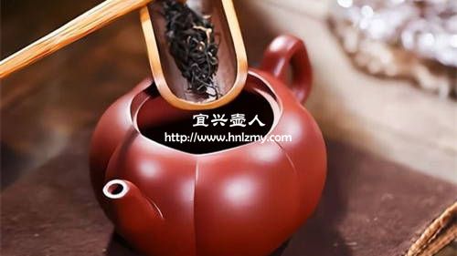 紫砂茶壶要泡多久才能泡出茶泥