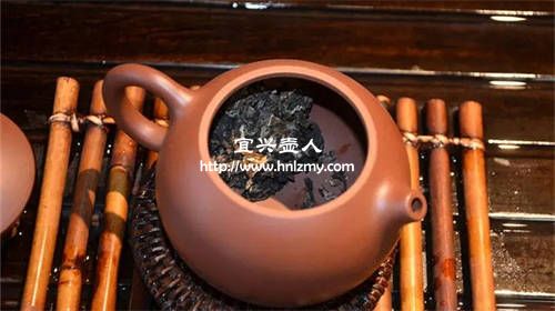 紫砂壶和盖碗泡茶哪个好