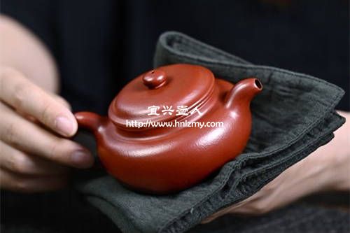 手拉壶泡茶好还是紫砂壶泡茶好