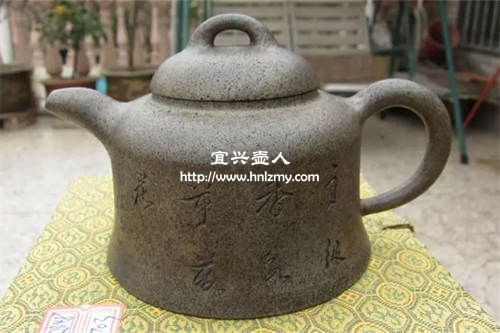 为什么说紫砂壶吐黑是正常的