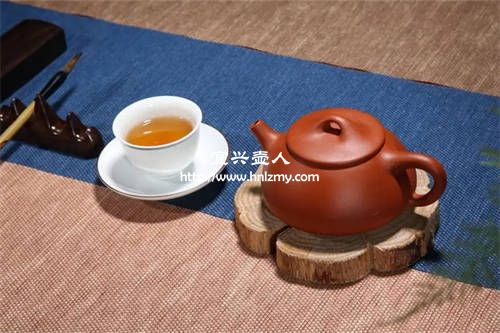 用紫砂壶泡茶茶味会更加清香吗