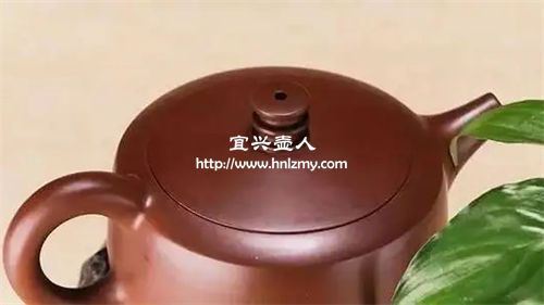 怎样从沏茶角度挑选紫砂壶