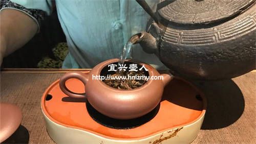 普洱茶熟茶能用紫砂壶泡吗1