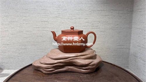 机制壶只能是圆壶，方壶用机器无法制作