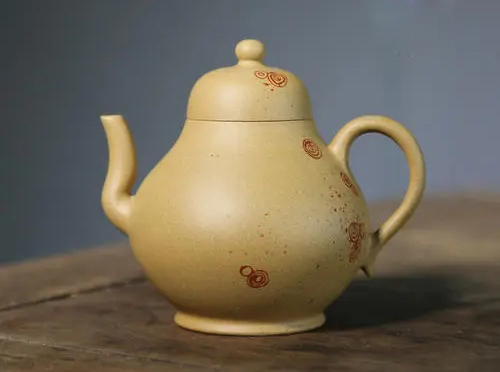 黄金段紫砂壶适合哪种茶