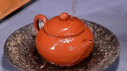 紫砂壶养的好坏和茶叶有关系么