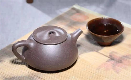 如何选择一把好泥料的紫砂茶壶