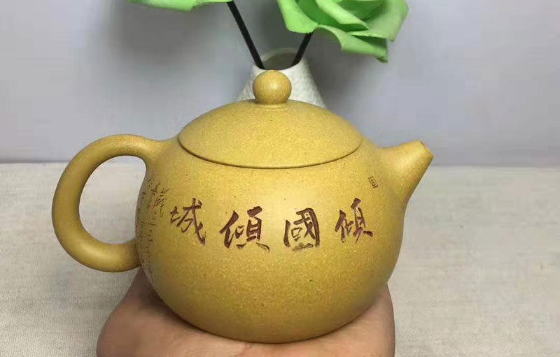 一把真正的紫砂壶花多少钱能买到