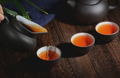 紫砂壶怎样才能养出茶山