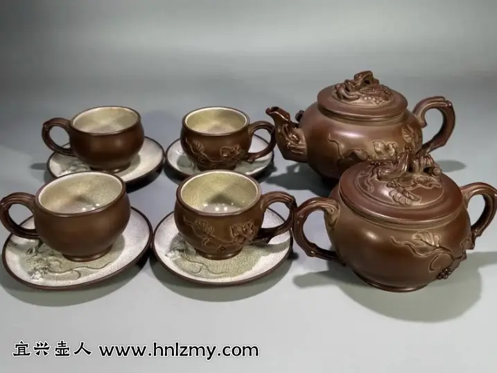 顾景舟松树葡萄套壶